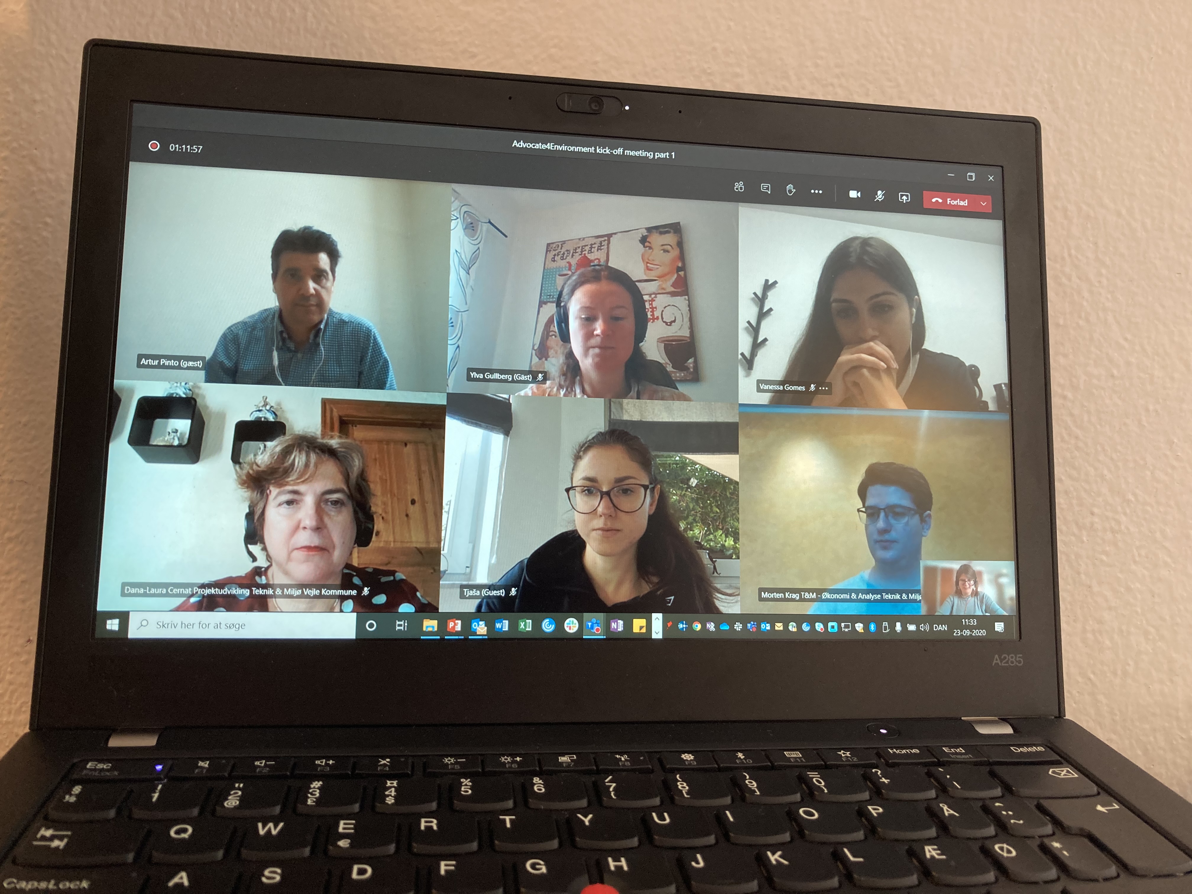 Teams meeting, 6 people